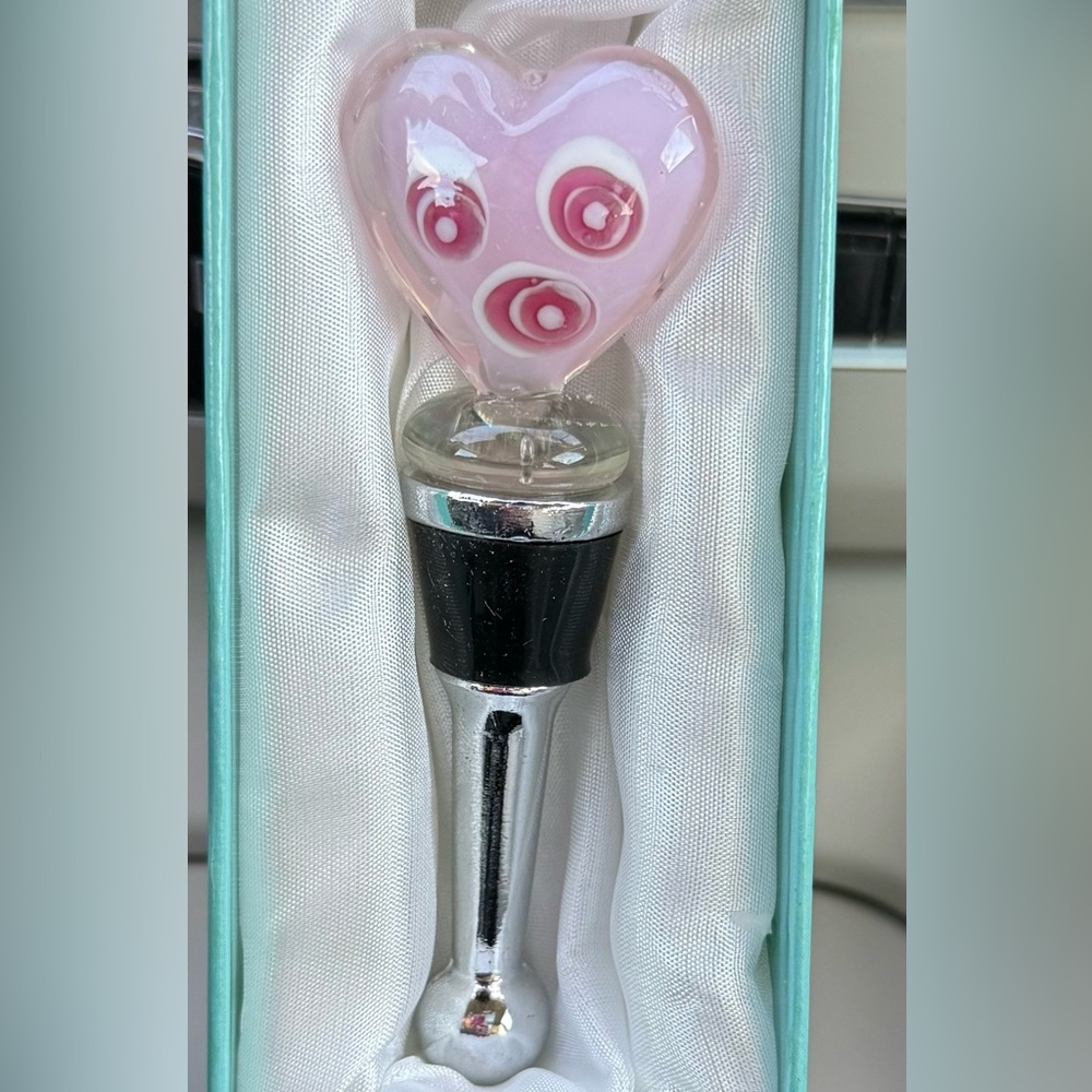 Glass Heart Wine Stopper NWOT
